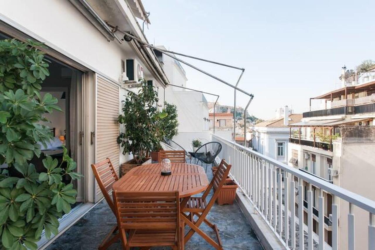 A Masterpiece In Plaka With Big Balcony And Acropolis View Apartment Athens Luaran gambar