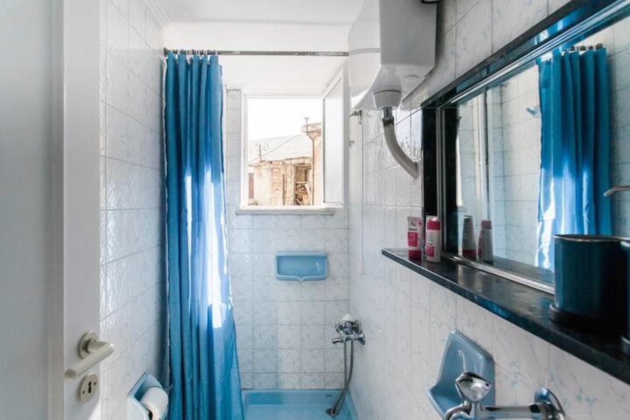 A Masterpiece In Plaka With Big Balcony And Acropolis View Apartment Athens Luaran gambar